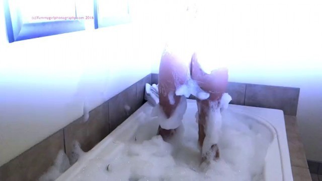 Sofiemarie Bubble Bath Surprise Anal
